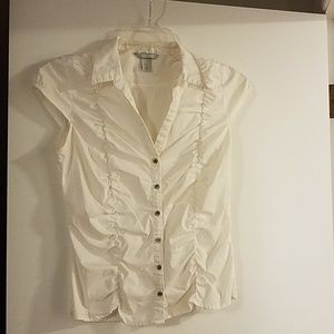 H&M white short sleeved button up shirt